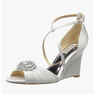 Badgley Mischka Tacey White Satin Chiffon Wedge Sandals Wedding Shoes Size 7